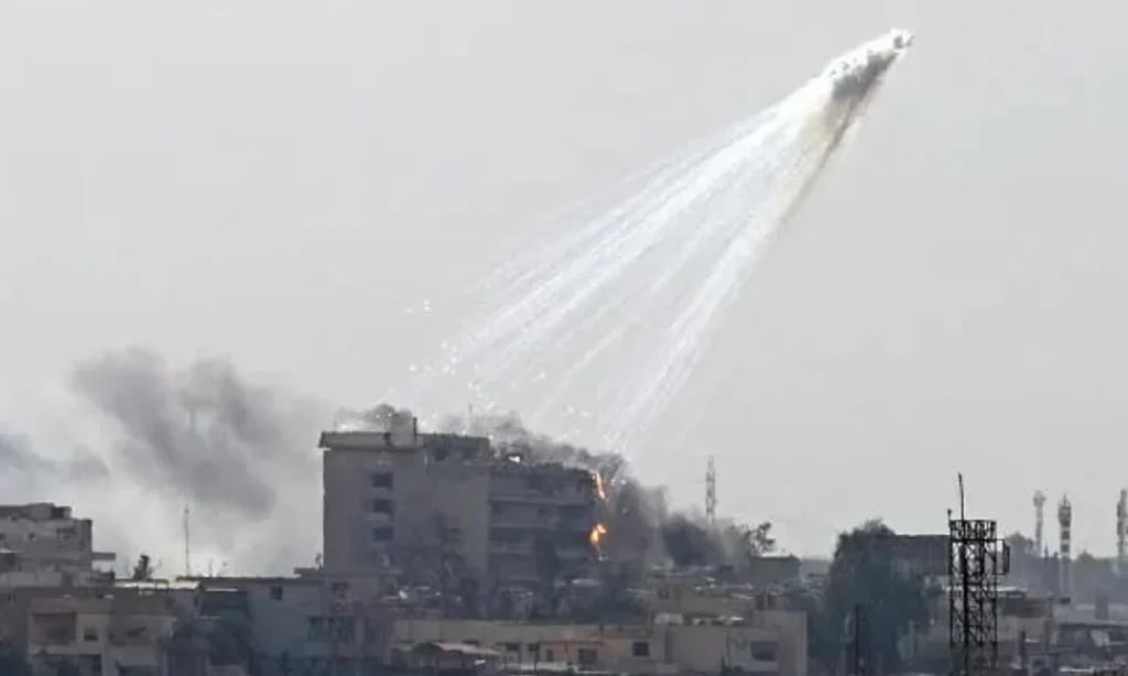 White Phosphorus through in huge Building in Gaza
